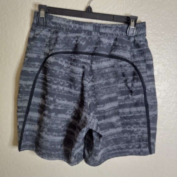 Lululemon Pace Breaker Lineless Short 7" Sz S - Picture 5 of 8